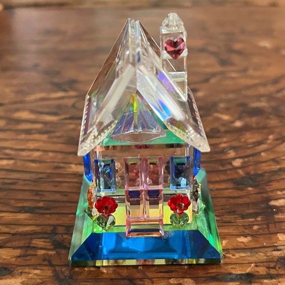 Iris Arc Crystal - Colourful Cottage Gingerbread House - Picture 2 of 5